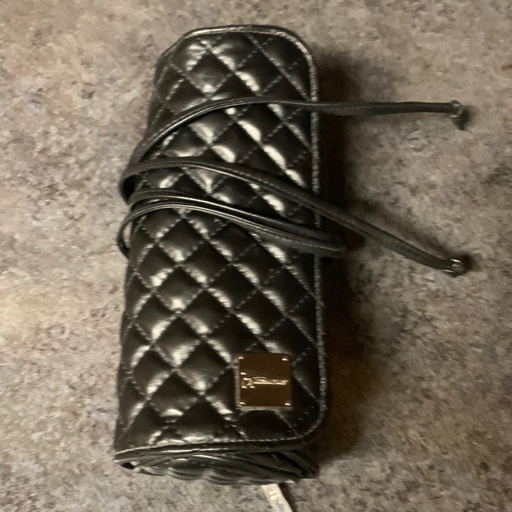 Roll out Make up bag
